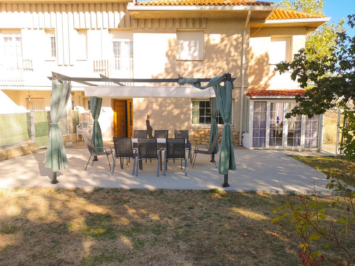 Agradable Casa Con Jardin: Casasola Villa San Cristobal de Segovia Exterior photo